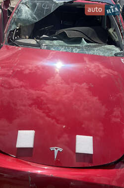 Внедорожник / Кроссовер Tesla Model Y 2020 в 