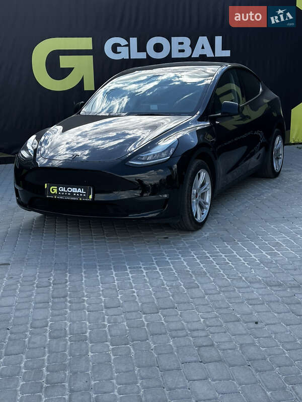 Позашляховик / Кросовер Tesla Model Y 2023 в Львові