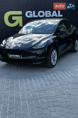 Внедорожник / Кроссовер Tesla Model Y 2023 в 