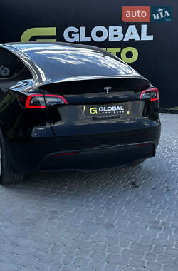Внедорожник / Кроссовер Tesla Model Y 2023 в 