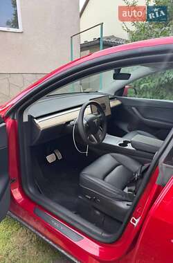 Позашляховик / Кросовер Tesla Model Y 2022 в 