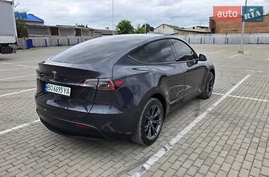 Внедорожник / Кроссовер Tesla Model Y 2024 в 