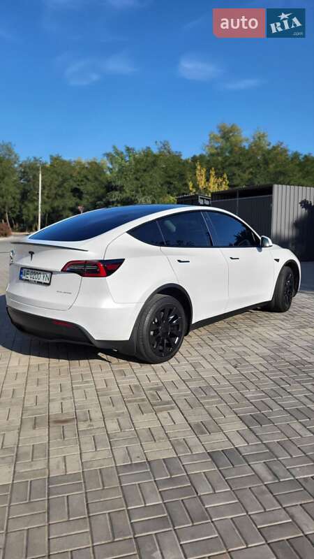 Позашляховик / Кросовер Tesla Model Y 2022 в Дніпрі