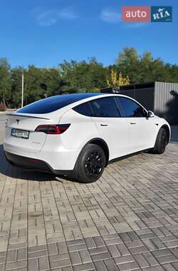 Внедорожник / Кроссовер Tesla Model Y 2022 в 