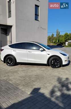 Внедорожник / Кроссовер Tesla Model Y 2022 в 