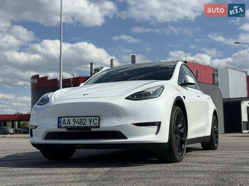 Внедорожник / Кроссовер Tesla Model Y 2022 в 