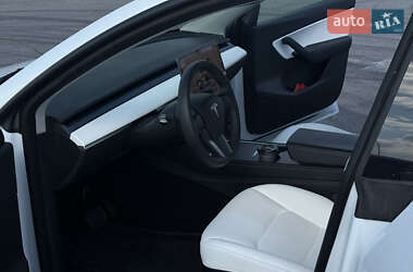Внедорожник / Кроссовер Tesla Model Y 2022 в 