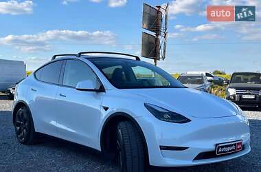 Внедорожник / Кроссовер Tesla Model Y 2024 в 
