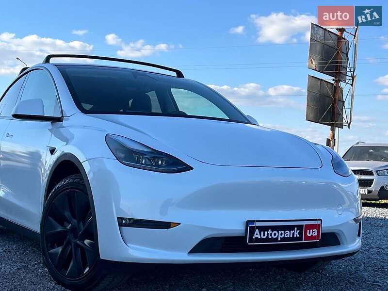 Внедорожник / Кроссовер Tesla Model Y 2024 в Львове