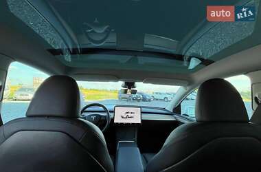 Внедорожник / Кроссовер Tesla Model Y 2024 в 