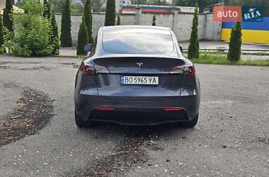 Внедорожник / Кроссовер Tesla Model Y 2021 в 