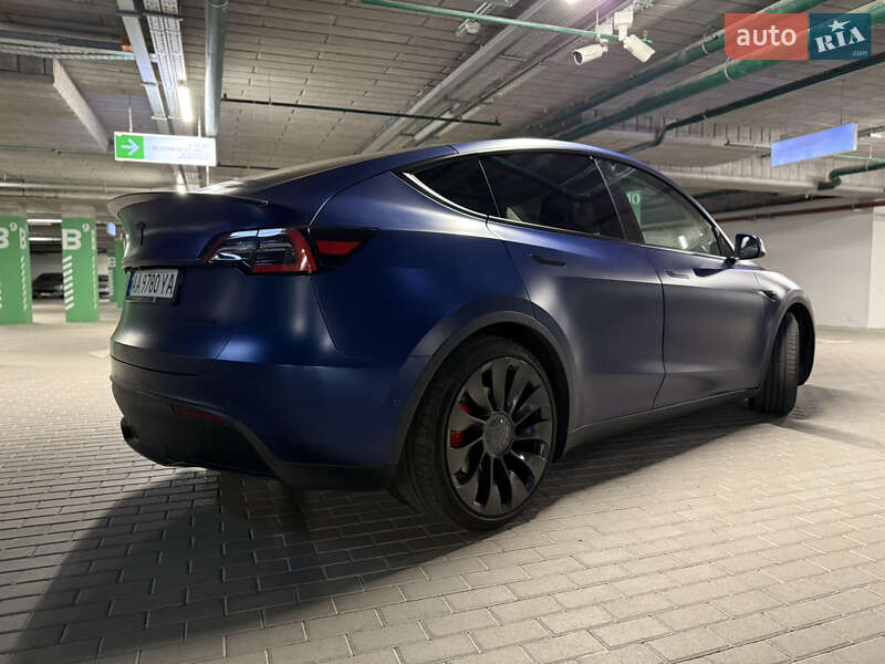 Внедорожник / Кроссовер Tesla Model Y 2020 в 