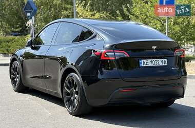 Внедорожник / Кроссовер Tesla Model Y 2021 в 