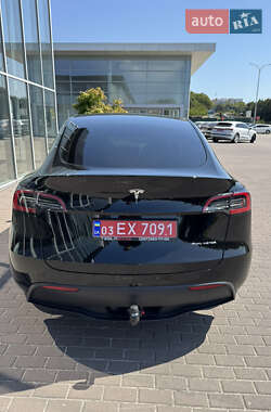 Внедорожник / Кроссовер Tesla Model Y 2023 в 