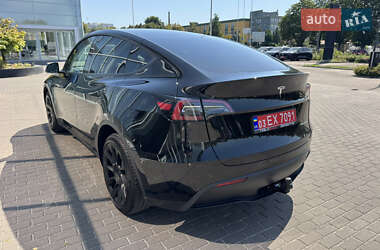Внедорожник / Кроссовер Tesla Model Y 2023 в 