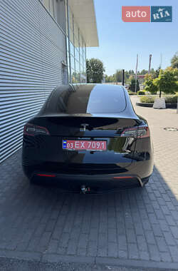 Внедорожник / Кроссовер Tesla Model Y 2023 в 