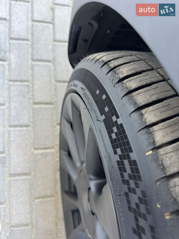 Внедорожник / Кроссовер Tesla Model Y 2023 в Ровно фото 47 Внедорожник / Кроссовер Tesla Model Y 2023 в Ровно