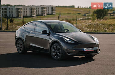 Внедорожник / Кроссовер Tesla Model Y 2024 в 