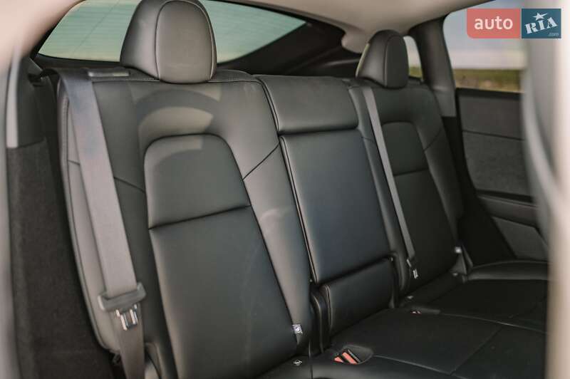 Позашляховик / Кросовер Tesla Model Y 2024 в Рівному фото 69 Позашляховик / Кросовер Tesla Model Y 2024 в Рівному