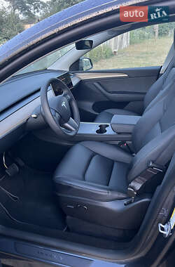 Внедорожник / Кроссовер Tesla Model Y 2023 в 