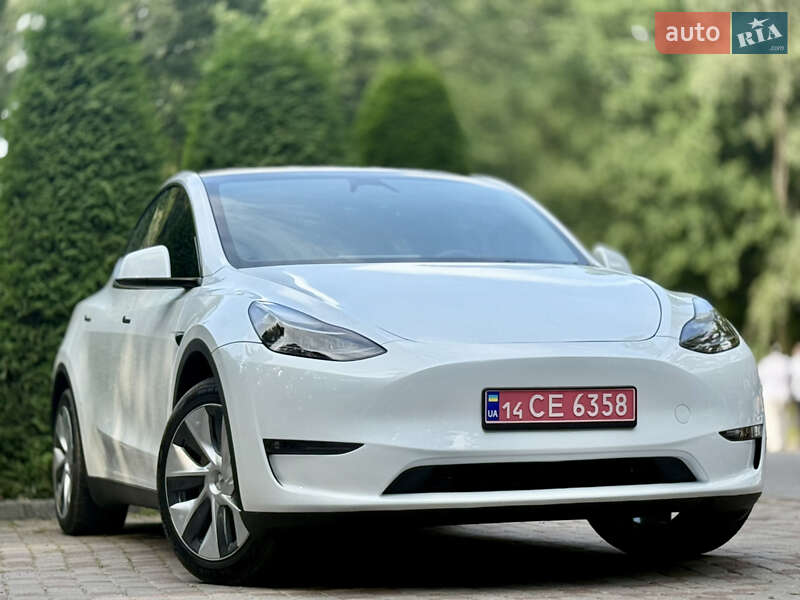 Внедорожник / Кроссовер Tesla Model Y 2023 в 