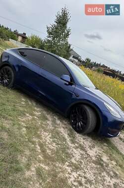 Внедорожник / Кроссовер Tesla Model Y 2023 в 