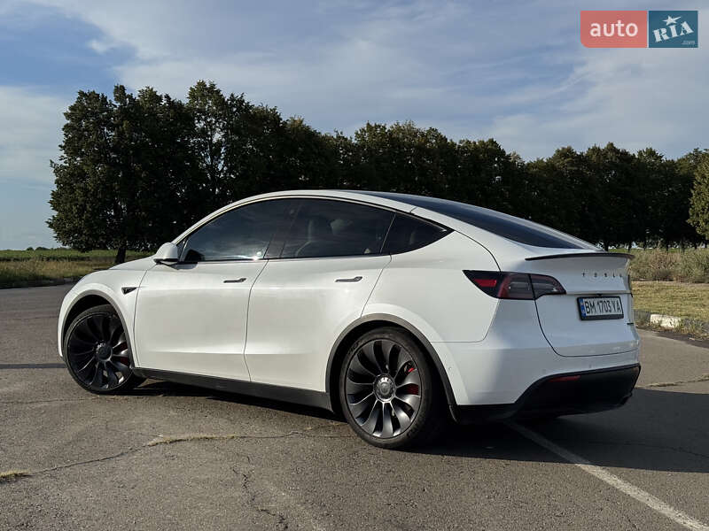 Позашляховик / Кросовер Tesla Model Y 2022 в Сумах фото 2 Позашляховик / Кросовер Tesla Model Y 2022 в Сумах