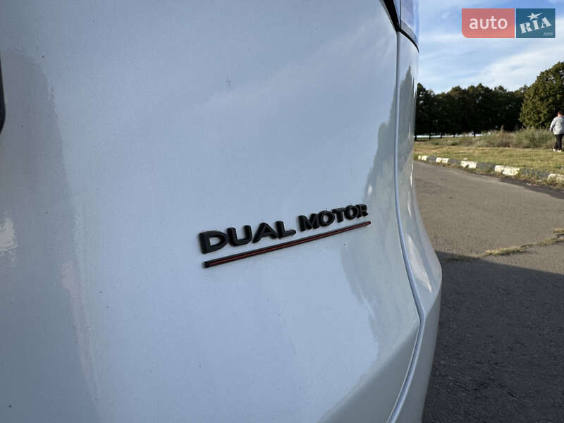 Позашляховик / Кросовер Tesla Model Y 2022 в Сумах фото 23 Позашляховик / Кросовер Tesla Model Y 2022 в Сумах