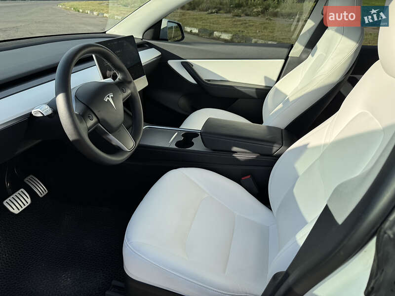 Позашляховик / Кросовер Tesla Model Y 2022 в Сумах фото 43 Позашляховик / Кросовер Tesla Model Y 2022 в Сумах