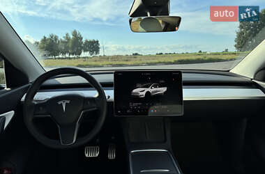 Позашляховик / Кросовер Tesla Model Y 2022 в 