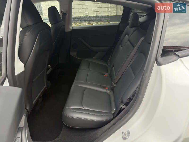 Внедорожник / Кроссовер Tesla Model Y 2023 в Ровно фото 24 Внедорожник / Кроссовер Tesla Model Y 2023 в Ровно