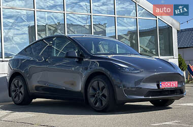 Внедорожник / Кроссовер Tesla Model Y 2024 в 