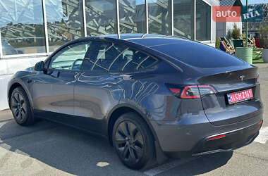 Внедорожник / Кроссовер Tesla Model Y 2024 в 