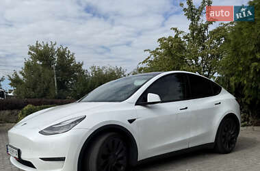 Внедорожник / Кроссовер Tesla Model Y 2020 в 