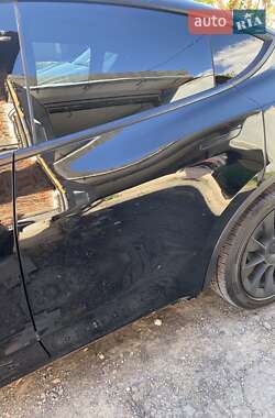 Внедорожник / Кроссовер Tesla Model Y 2020 в 