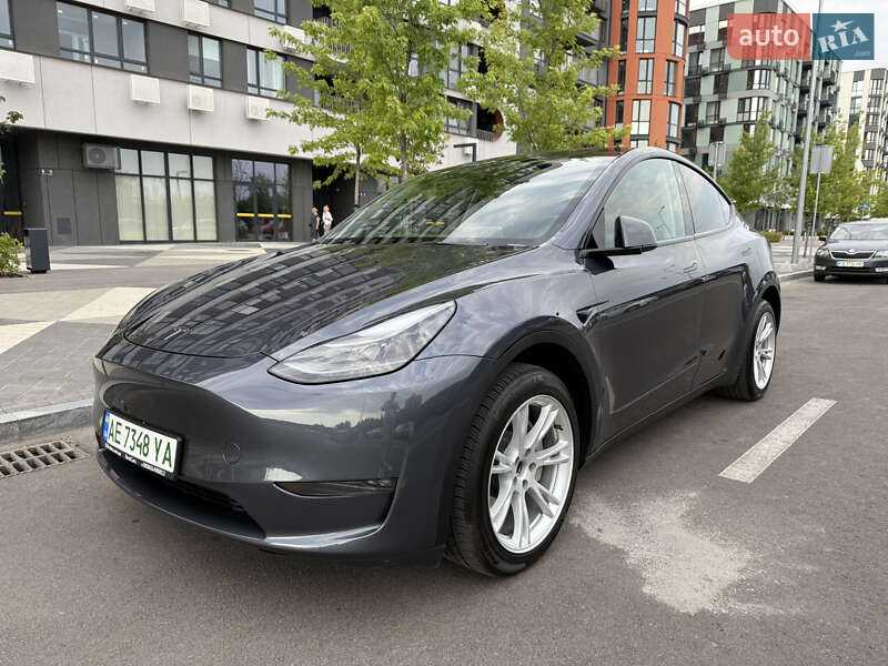Внедорожник / Кроссовер Tesla Model Y 2023 в 