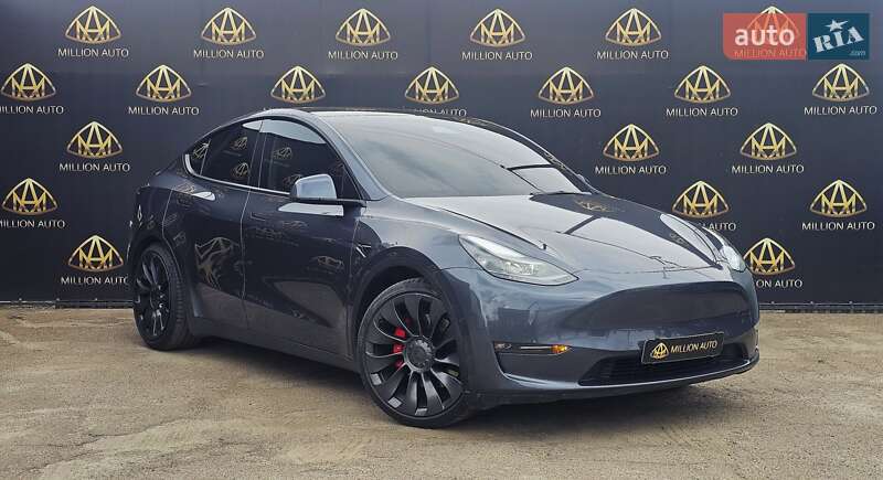 Tesla Model Y 2021
