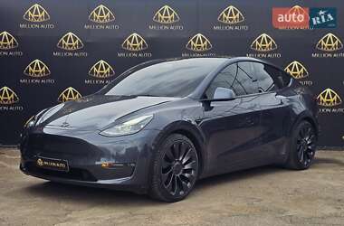 Внедорожник / Кроссовер Tesla Model Y 2021 в 
