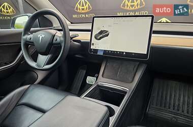 Внедорожник / Кроссовер Tesla Model Y 2021 в 