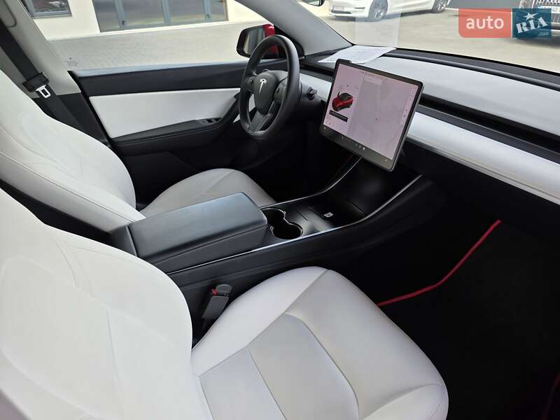 Внедорожник / Кроссовер Tesla Model Y 2020 в Коломые