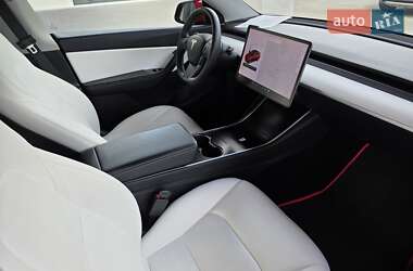 Внедорожник / Кроссовер Tesla Model Y 2020 в 