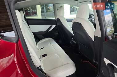 Внедорожник / Кроссовер Tesla Model Y 2020 в 