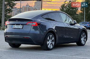 Позашляховик / Кросовер Tesla Model Y 2023 в 