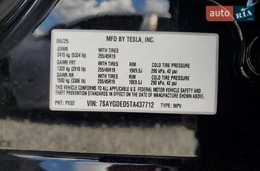 Внедорожник / Кроссовер Tesla Model Y 2025 в 