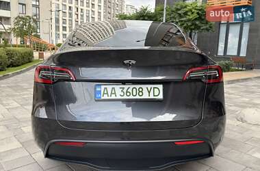 Внедорожник / Кроссовер Tesla Model Y 2025 в 