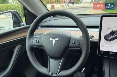 Внедорожник / Кроссовер Tesla Model Y 2025 в 