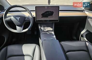 Внедорожник / Кроссовер Tesla Model Y 2023 в 
