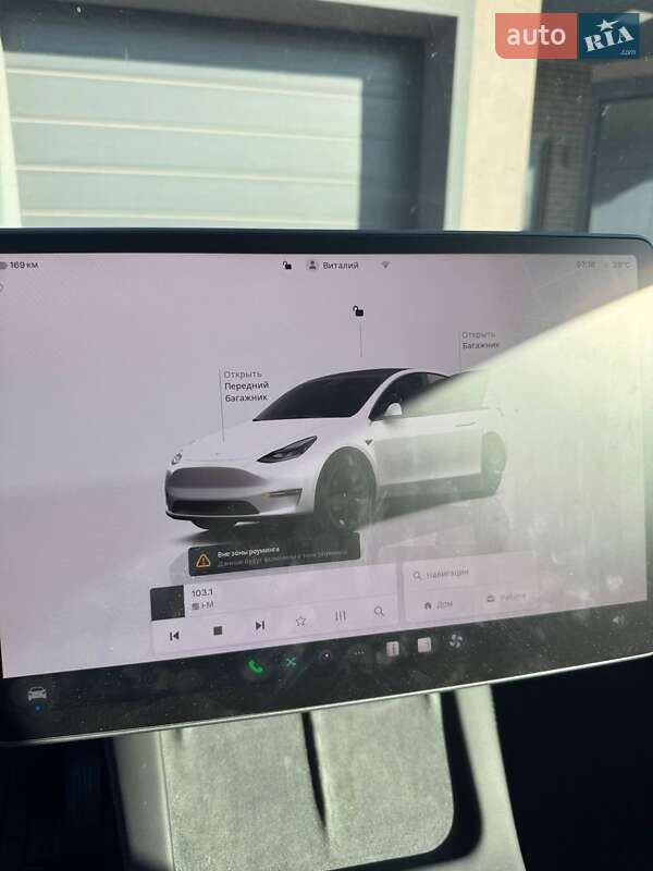 Внедорожник / Кроссовер Tesla Model Y 2023 в Запорожье