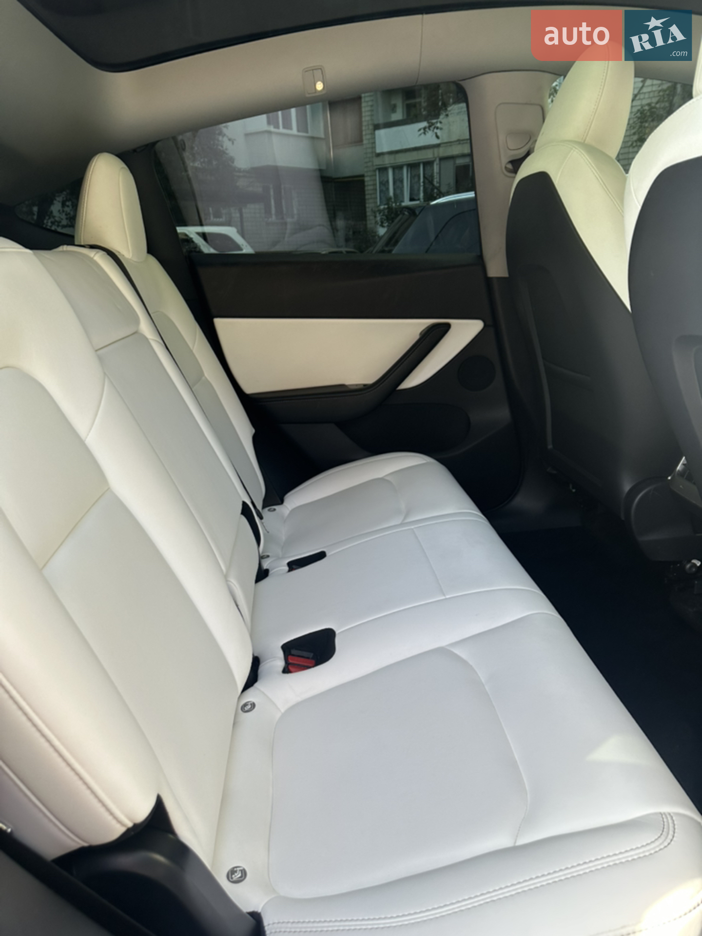 2020 Tesla Model Y - мініатюра 16