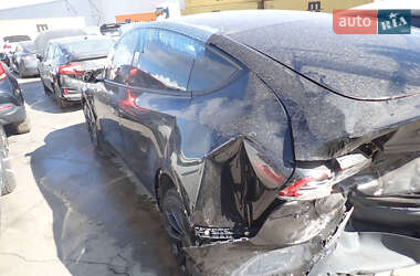 Внедорожник / Кроссовер Tesla Model Y 2021 в 